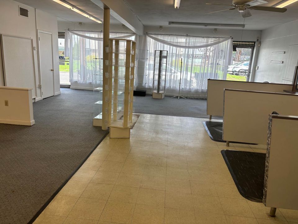 Beautiful Retail space